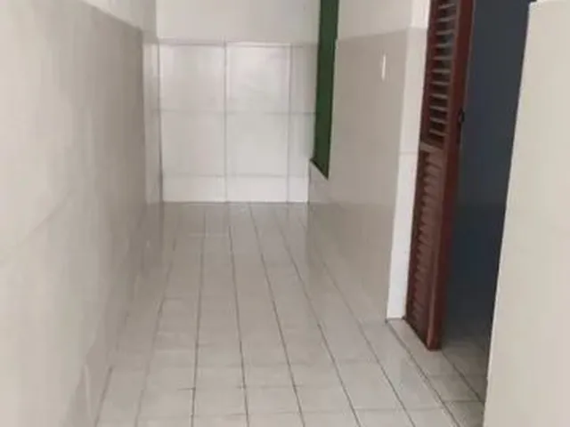 Imagem: A casa possui 2 Dormitórios, 1 Banheiro, 100m² de Área e