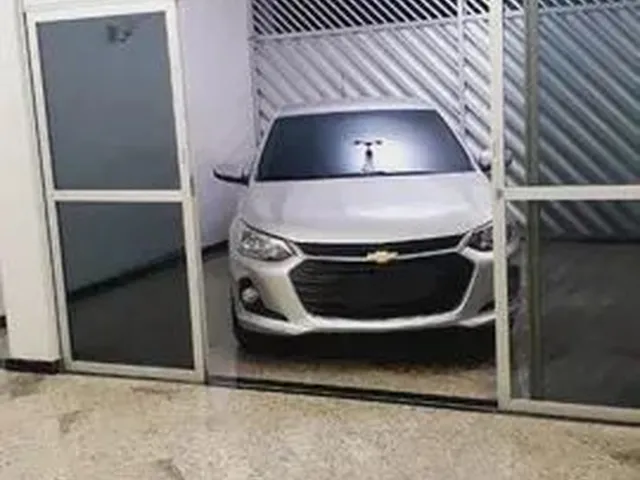 Imagem 5: Remax Level, Aluga Casa com 350M2