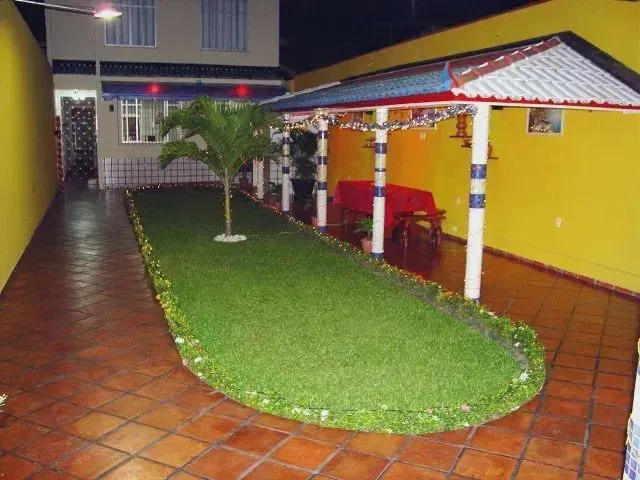 Imagem 2: Remax Level, Aluga Casa com 350M2