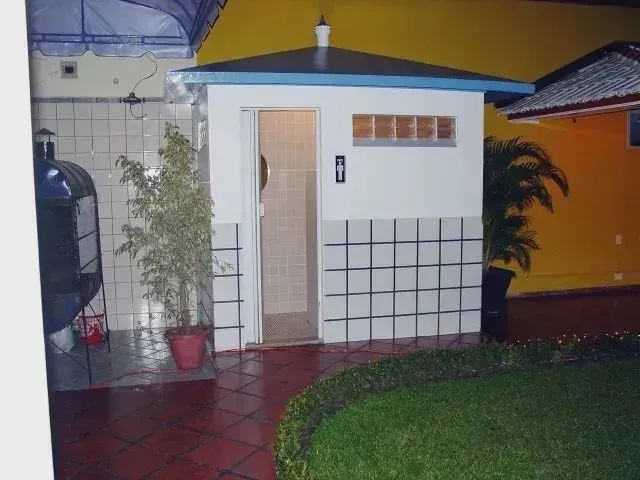 Imagem 16: Remax Level, Aluga Casa com 350M2