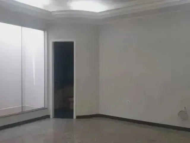 Imagem 15: Remax Level, Aluga Casa com 350M2