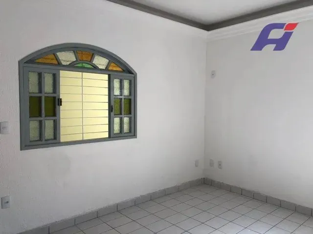 Imagem: Casa com 03 Dormitórios para Alugar por