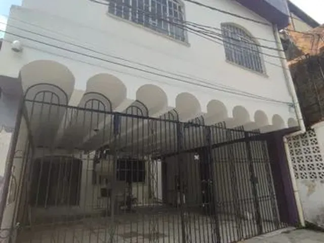 Imagem: Alugo Casa. Rua Municipalidade. Bairro do
