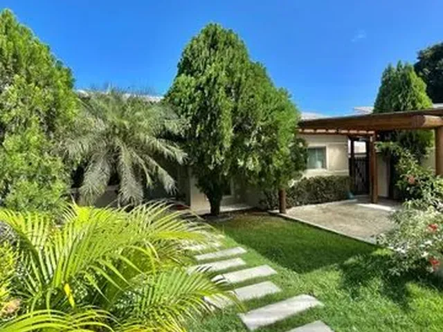 Imagem: Casa 5/4, 03 Suítes para Venda Ou Aluguel