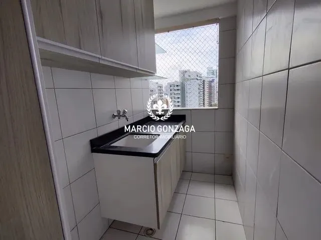 Imagem 7: Aluguel de Apartamento com 3 Quartos, Suíte e Varanda em Piedade