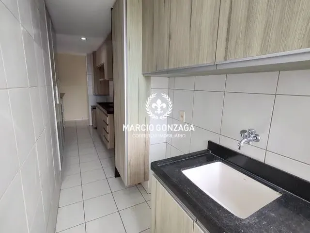 Imagem 3: Aluguel de Apartamento com 3 Quartos, Suíte e Varanda em Piedade