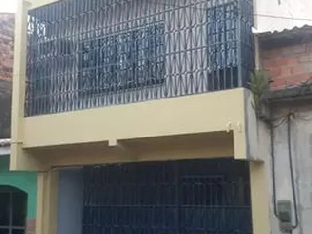 Imagem: Casa de 3 Pavimentos para Venda e Locação