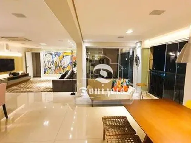Imagem: Apartamento com 3 Dormitórios, 177 M²