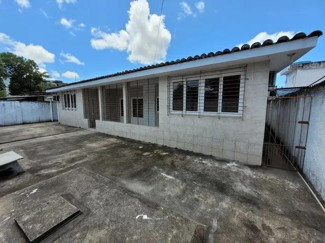 Imagem: Casa para Aluguel, 3 Quartos, 2 Suítes