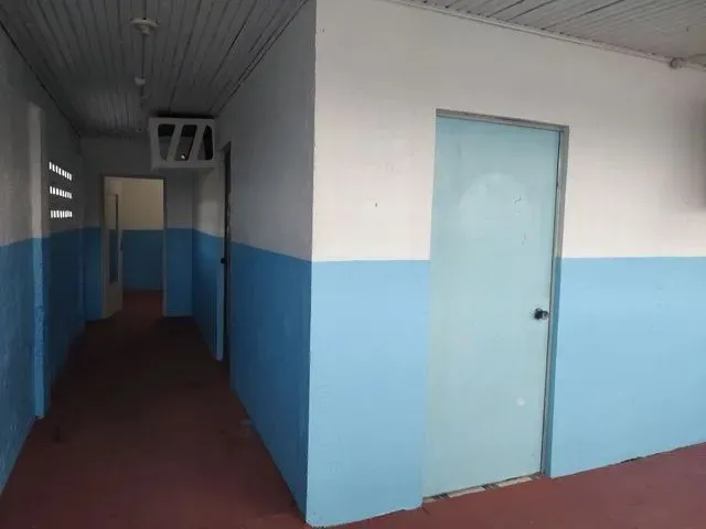 Imagem: O depósito possui 2 Vagas na garagem e está localizado em