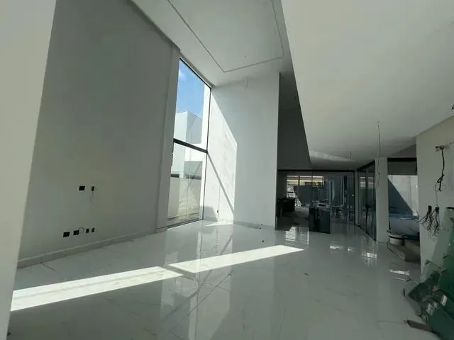 Imagem: Casa no Montenegro Boulevard com 5 Suítes