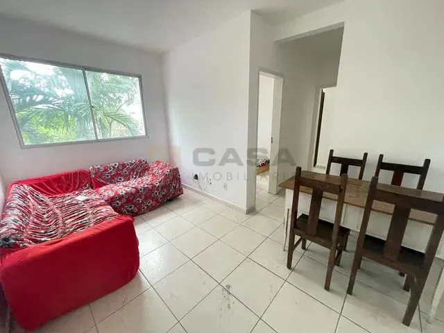 Imagem: Apartamento 2 Quartos, Andar Baixo no Condomínio