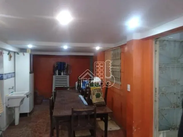 Imagem 12: Casa com 13 Dormitórios À Venda, 299 M² por R$ 550.000,00 - Cubango - Niterói/Rj