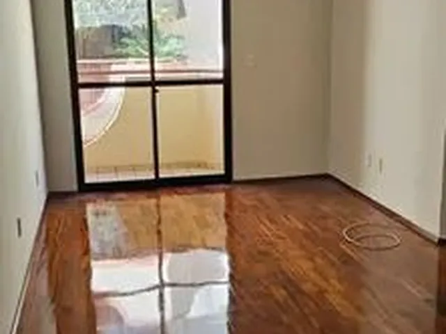 Imagem: O apartamento possui 3 Dormitórios, 1 Suíte, 2 Banheiros,