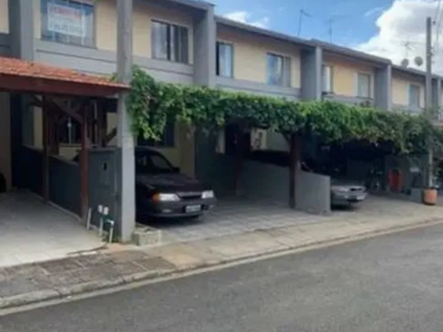 Imagem: Sobrado Impecável Dentro de Condomínio