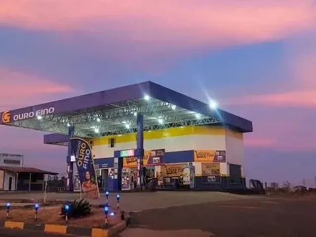 Imagem 12: Posto de Combustíveis em Atividade em Nova Fátima Município de Hidrolândia - Go