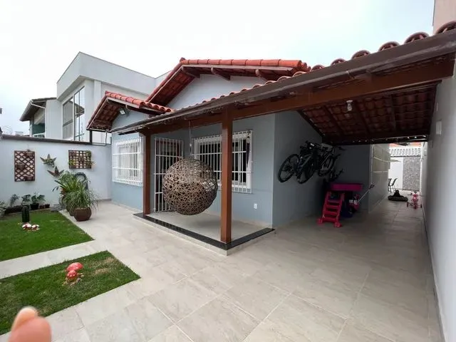 Imagem: Casa Linear em Rua Sem Saída em Colina