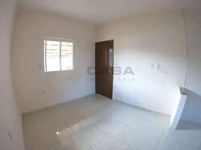 Imagem 2: Ph- Oportunidade- Casa 2 Quartos com Quintal- São Francisco!