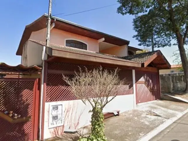 Imagem: Sobrado com Edícula/ Aceito Proposta