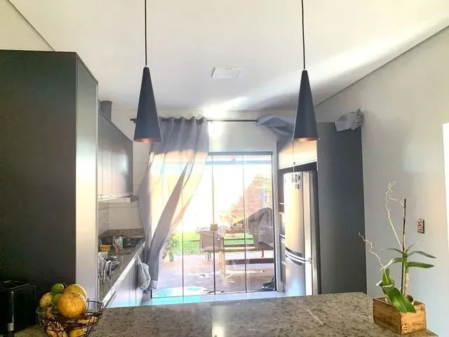 Imagem 2: Casa com 2 Quartos em Portal de Jacaraípe - Serra - Es