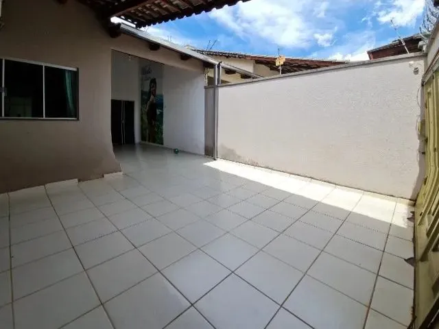 Imagem: Casa de 3 Quartos no Parque das Flores