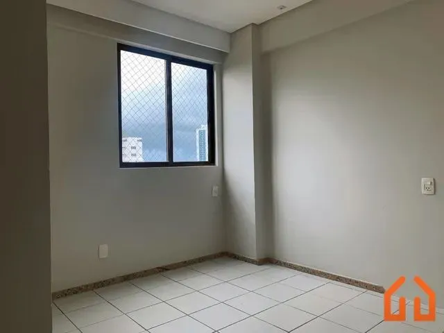 Imagem 6: Ahnv)-Oportunidade na Encruzilhada (Estrada de Belém) Edf. Anteia