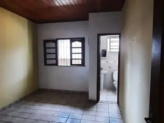 Imagem 2: Casa nos Altos, 3 Quartos, 1.250,00 Marambaia