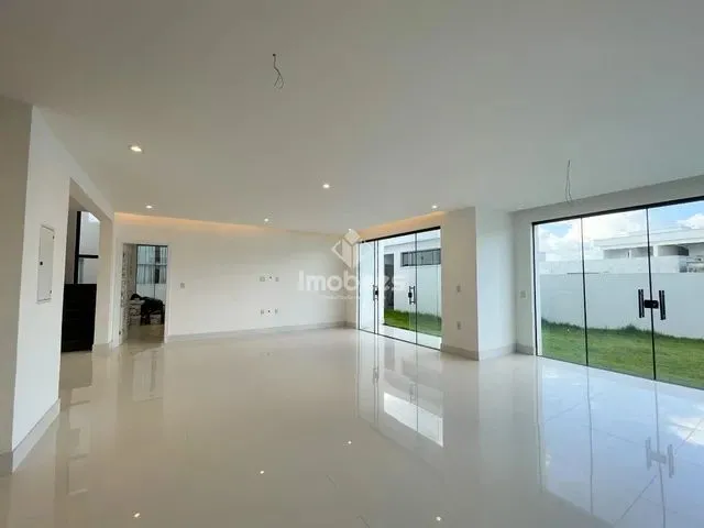 Imagem 14: Casa / Cond. Montenegro Boulevard - 5 Suítes - 395M² - 4 Vagas - 2 Varandas