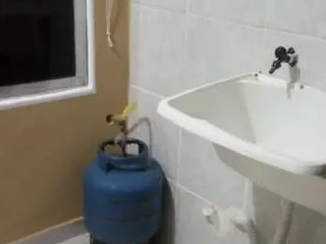 Imagem 3: Kitnet Carianos Casa com 1 dormitório