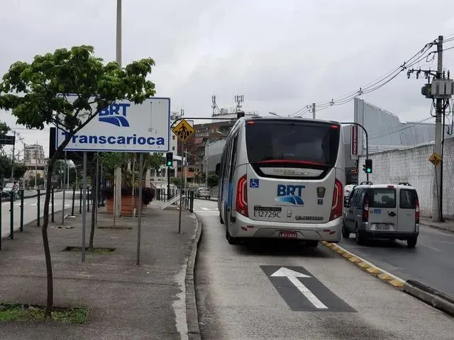Imagem: Aluguel de Casa de Rua com 3 Quartos na