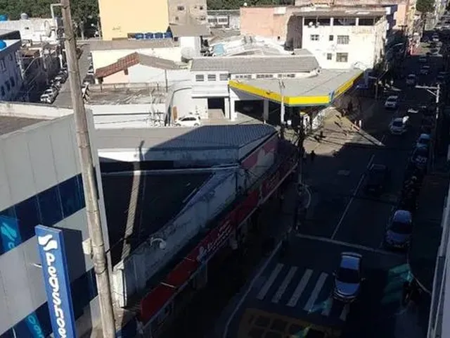 Imagem 13: Apartamento para Aluguel com 80 Metros Quadrados com 2 Quartos em Centro - Macaé - Rj
