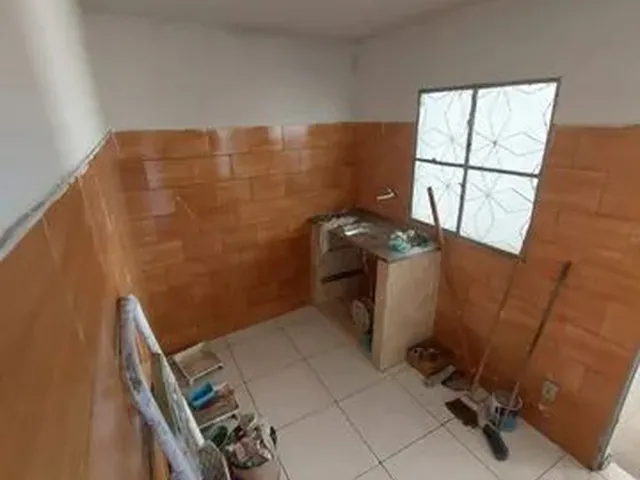 Imagem: A casa possui 2 Dormitórios, 2 Banheiros, 60m² de Área e