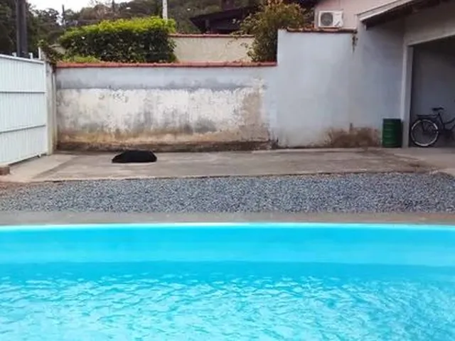 Imagem 3: Alugo Casa com Piscina. Piscina, Área de serviço, 120m² de Áreae2...