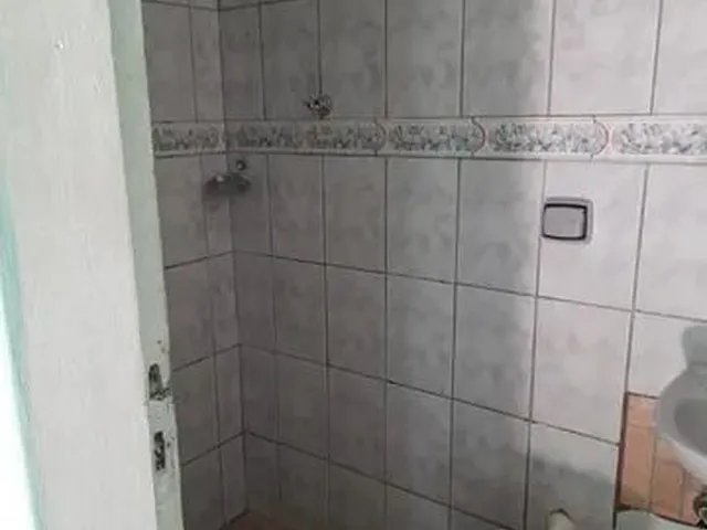 Imagem 4: Casa 415 02 Quartos, Sozinha no Lote