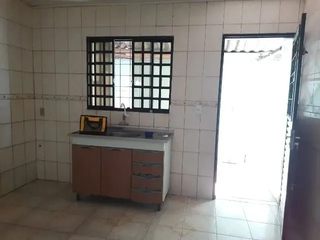 Imagem 5: Casa 415 02 Quartos, Sozinha no Lote