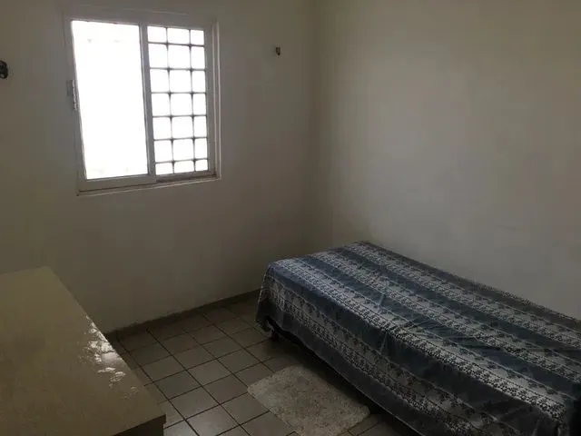 Imagem 1: 1 Quarto Disponível em Ap B: São João