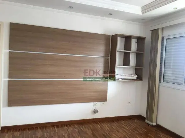 Imagem: O apartamento possui 3 Dormitórios, 1 Suíte, 3 Banheiros,