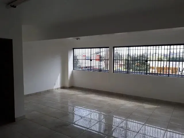 Imagem: Excelente Sala na 300