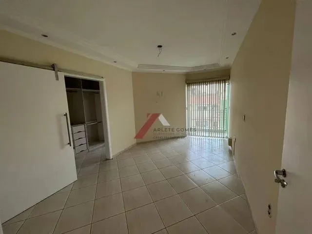 Imagem 15: Sobrado com 3 Dormitórios À Venda, 240 M² por R$ 900.000,00 -...