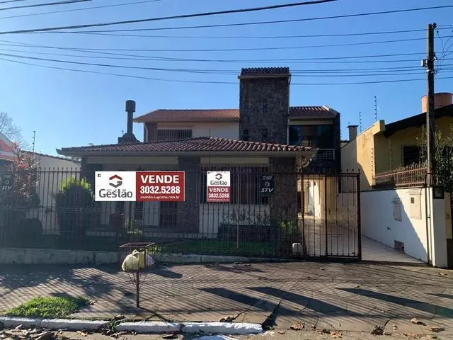 Imagem: Excelente Casa-Sobrado no Bairro Igara Ref