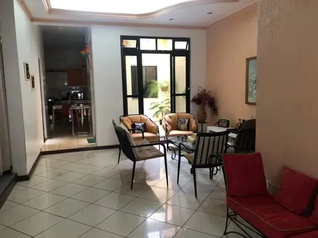 Imagem: Casa no Umarizal com 3 Suítes - 254M²