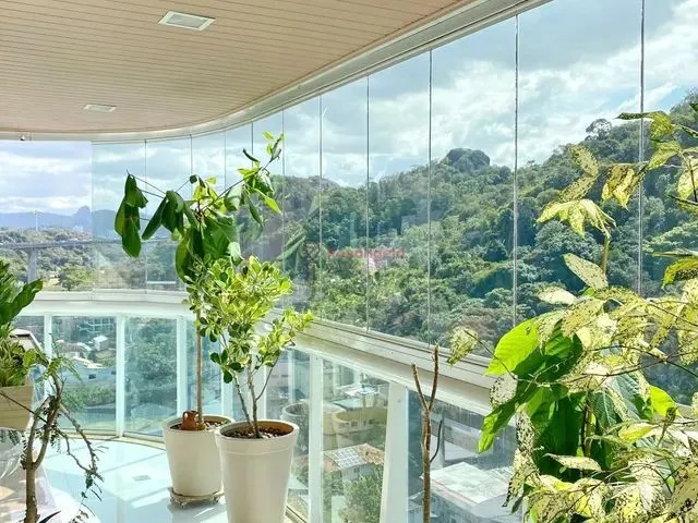 Imagem: Apartamento de 4 Quartos com Ampla e Bela