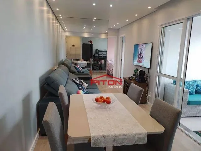Imagem: Apartamento com 2 Dormitórios À Venda