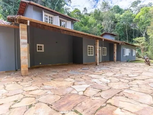 Imagem: Casa com 4 Dormitórios para Alugar em Nova