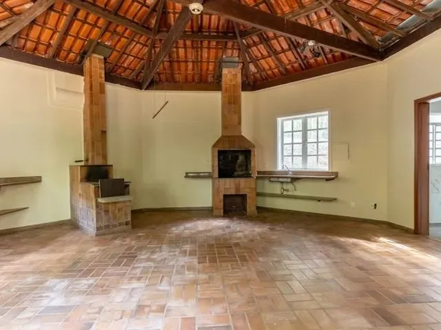 Imagem 13: Casa com 4 Dormitórios para Alugar em Nova Lima
