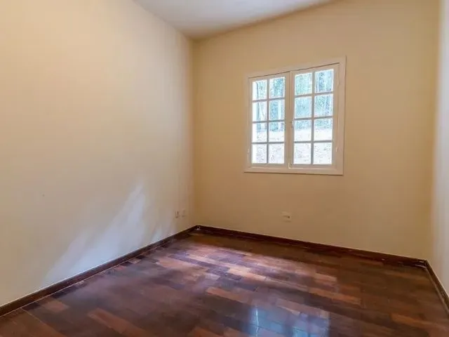Imagem 6: Casa com 4 Dormitórios para Alugar em Nova Lima