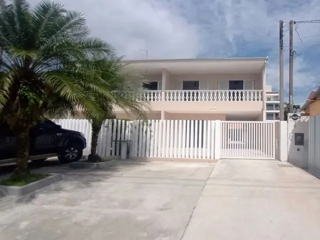 Imagem: Sobrado com 05 Quartos e Piscina