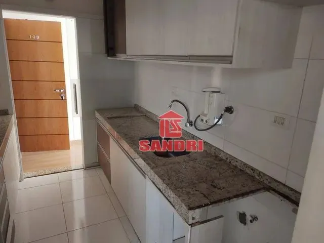 Imagem 14: Apartamento com 3 Dormitórios para Alugar por R$ 2.062,77/Mês - Vila Marumby