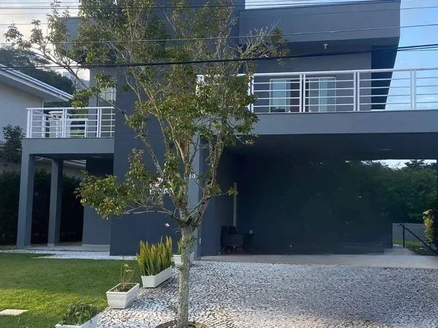 Imagem: Casa com 4 Dormitórios para Alugar, 180