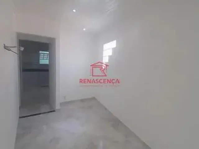 Imagem: Casa com 2 Quartos e Varanda no Tanque!
